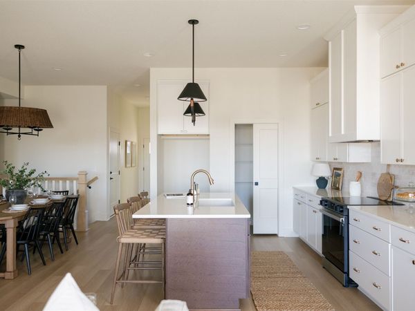 223 S Zinnia Court, West Des Moines, IA 50266