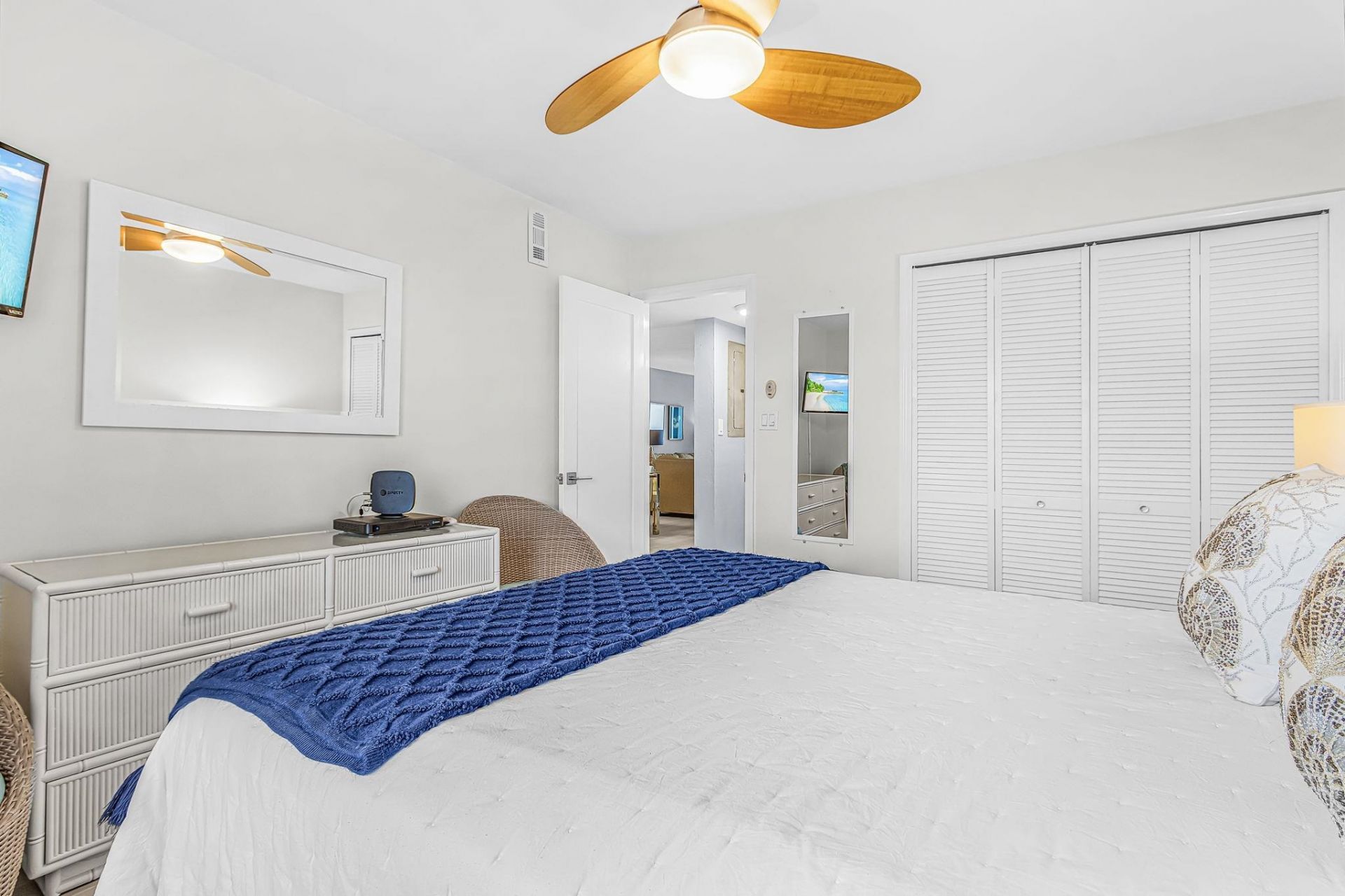 8402 Estero Blvd, Unit 704, Fort Myers Beach, FL 33931 Photo
