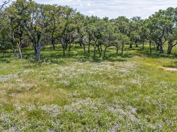10400 Oakland Rd, San Antonio, TX 78240