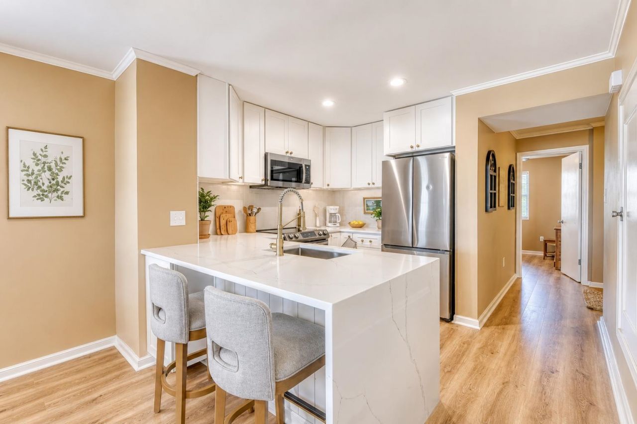 1310 N Waccamaw Dr. Photo 12