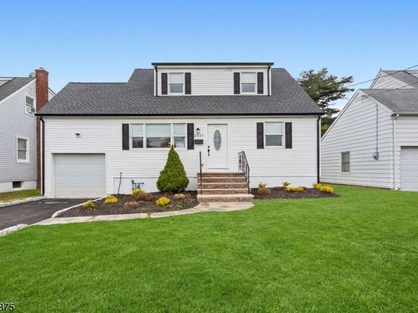 2535 Standish Ave, Union, NJ 07083