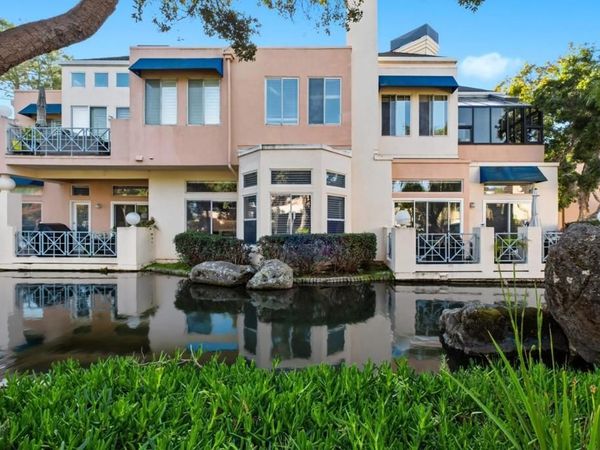 810 Lakeshore Drive, Redwood City, CA 94065