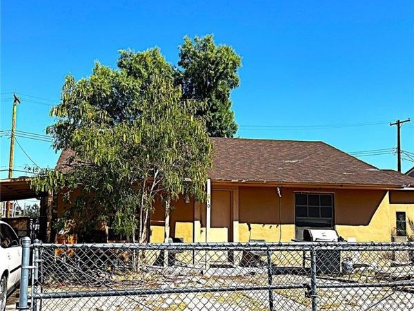 610 N 4th Street , Las Vegas, NV 89101