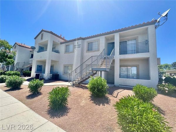 3318 N Decatur Boulevard, Unit 2040, Las Vegas, NV 89130