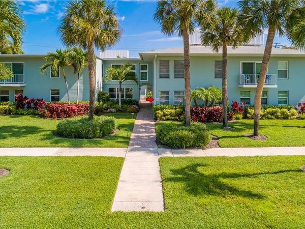 663 12th AVE S, Unit 663, NAPLES, FL 34102
