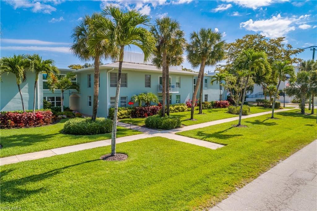 663 12th Ave S, Unit 663, Naples, FL 34102 Photo