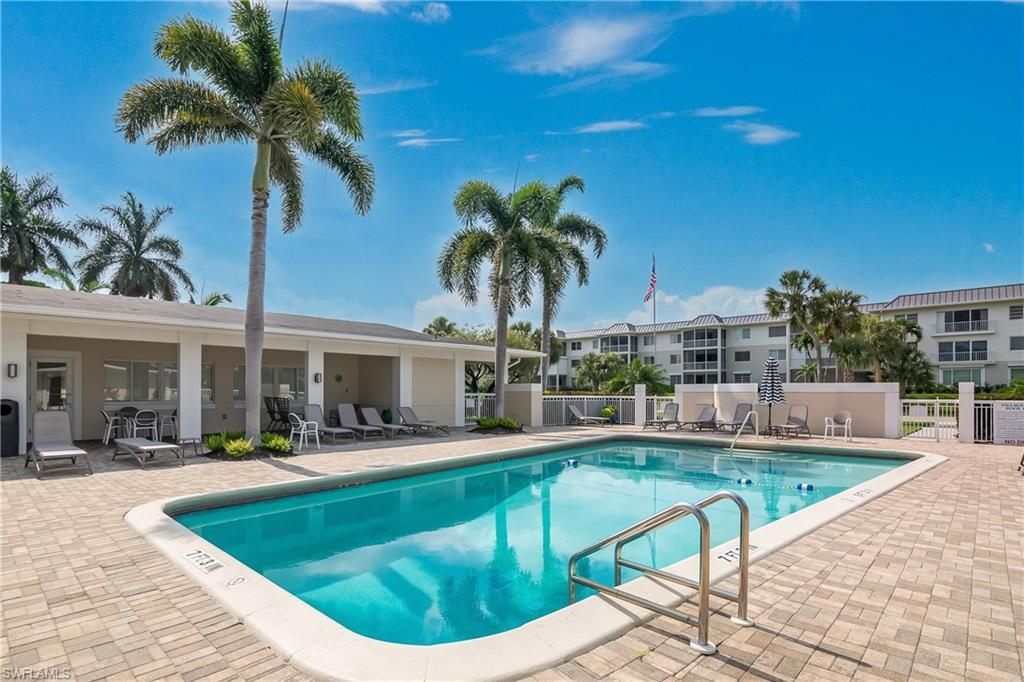 663 12th Ave S, Unit 663, Naples, FL 34102 Photo