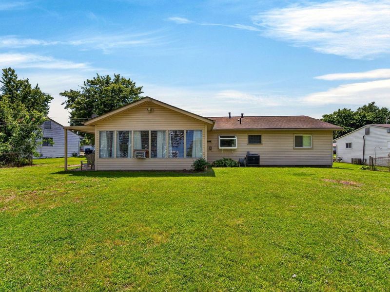3114 Wessex Court , Columbus, OH 43232 Photo 23
