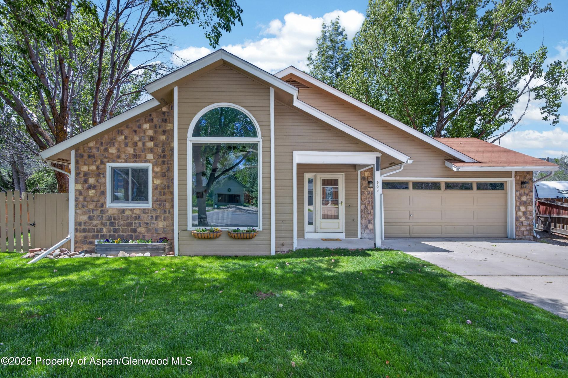 463 Palmetto Drive, New Castle, CO 81647 Main Photo