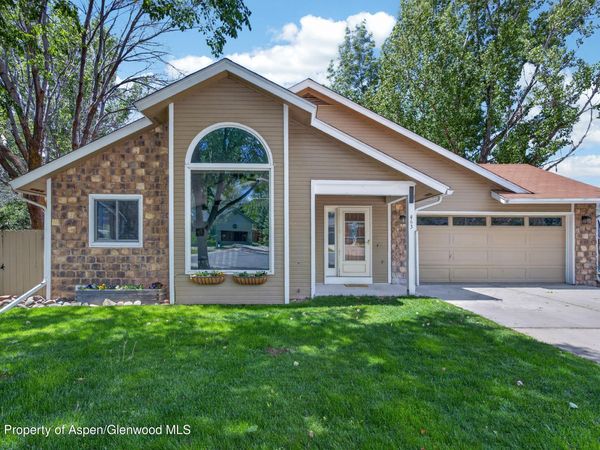 463 Palmetto Drive, New Castle, CO 81647