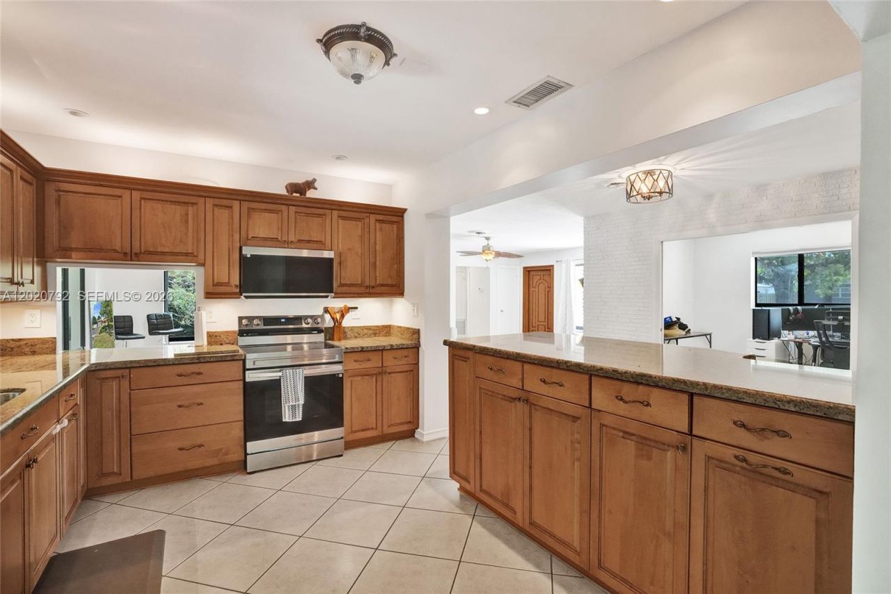 480 SW 55th Ave, Plantation, FL 33317 Photo