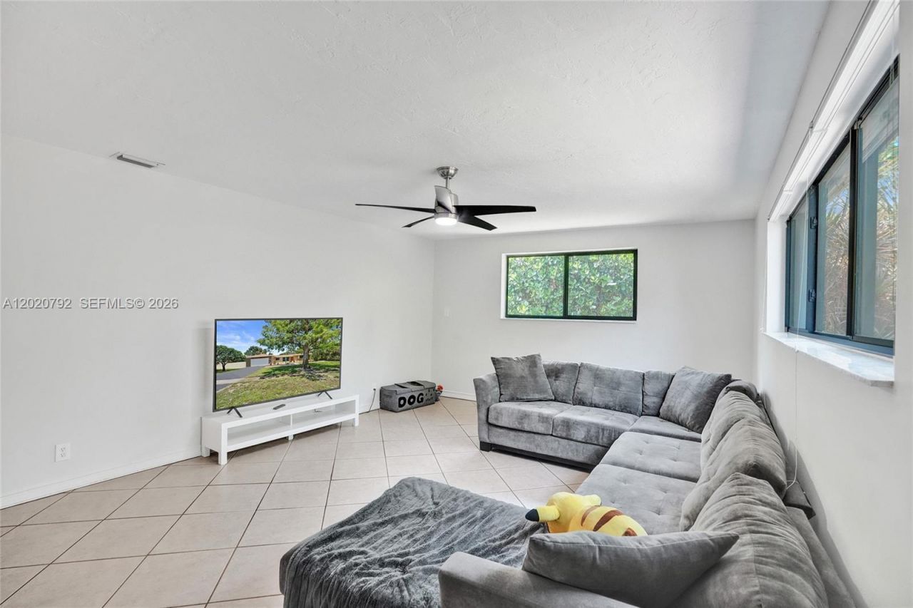 480 SW 55th Ave, Plantation, FL 33317 Photo