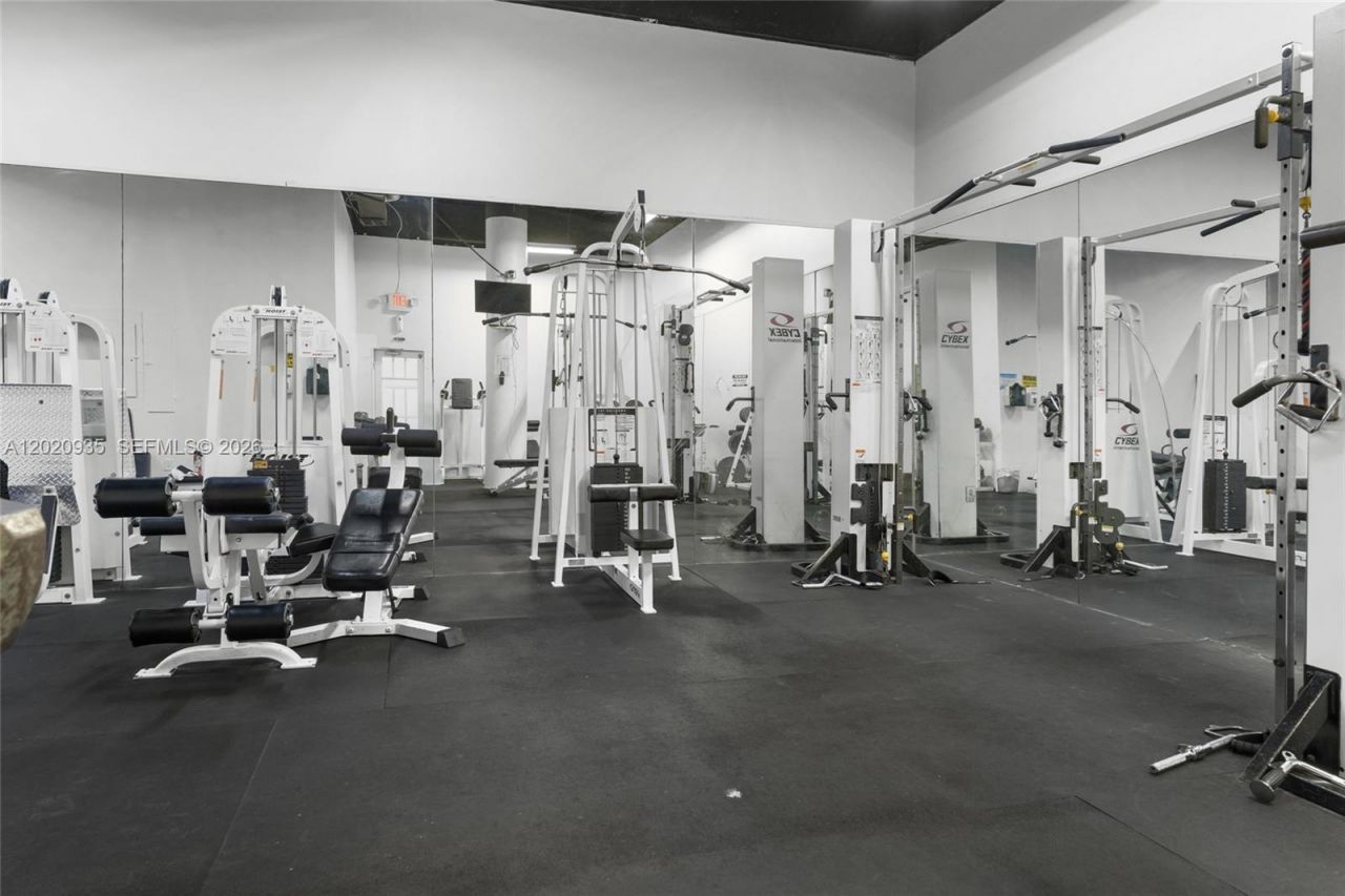 800 West Ave , Unit 527, Miami Beach, FL 33139 Photo