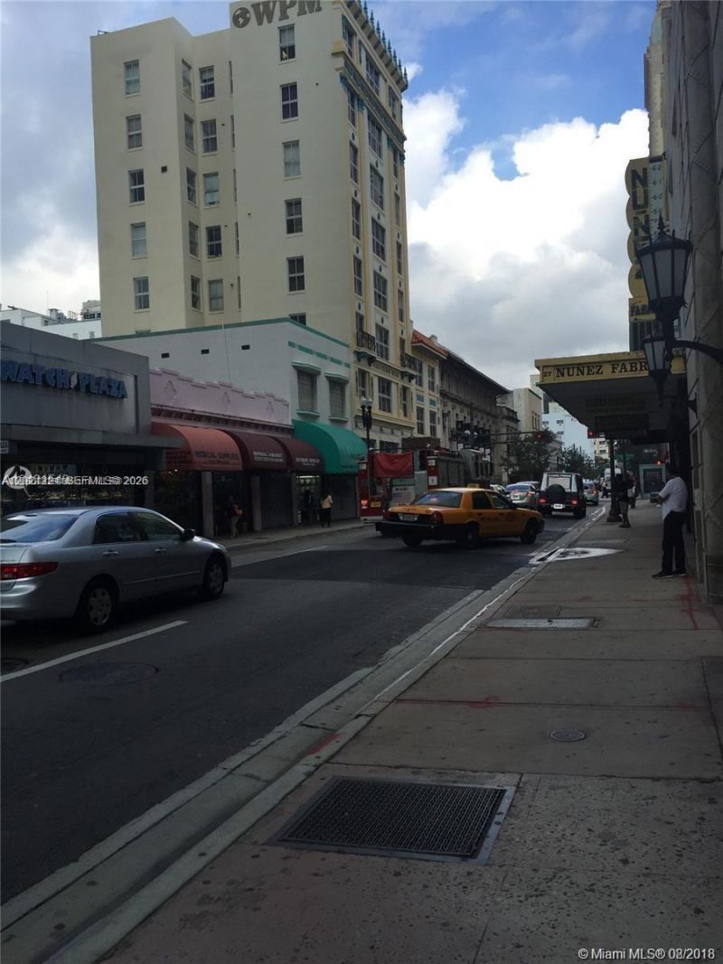111 E Flagler St , Unit 1310, Miami, FL 33131 Photo