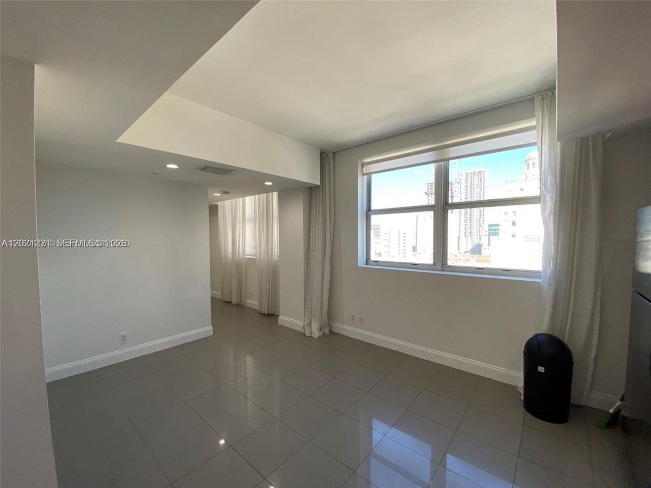 111 E Flagler St , Unit 1310, Miami, FL 33131 Photo