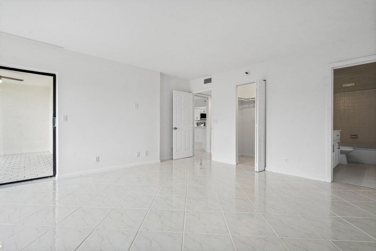 14475 Strathmore Lane, Unit 707, Delray Beach, FL 33446 Photo