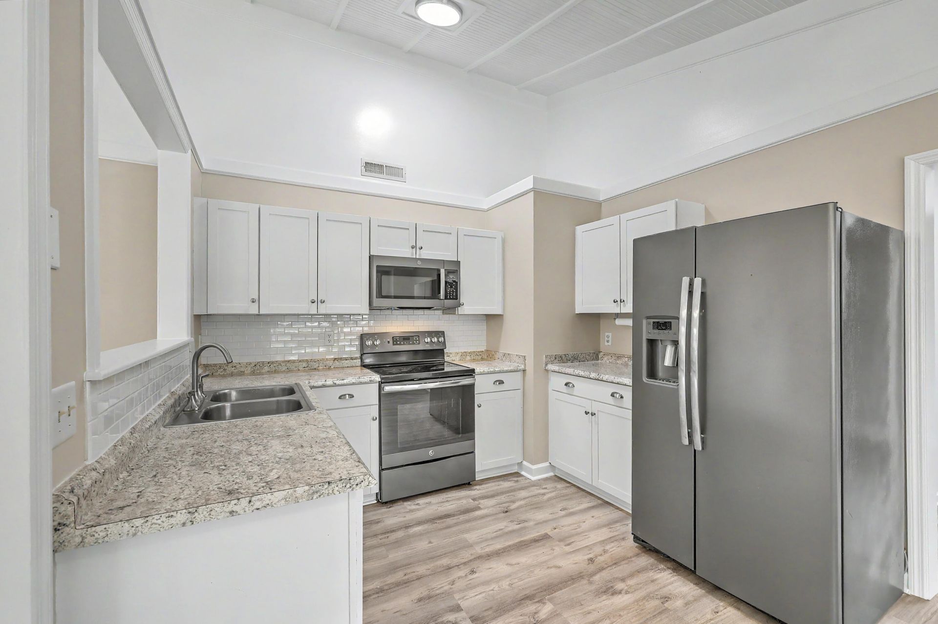 103 Tweed Court Photo 10