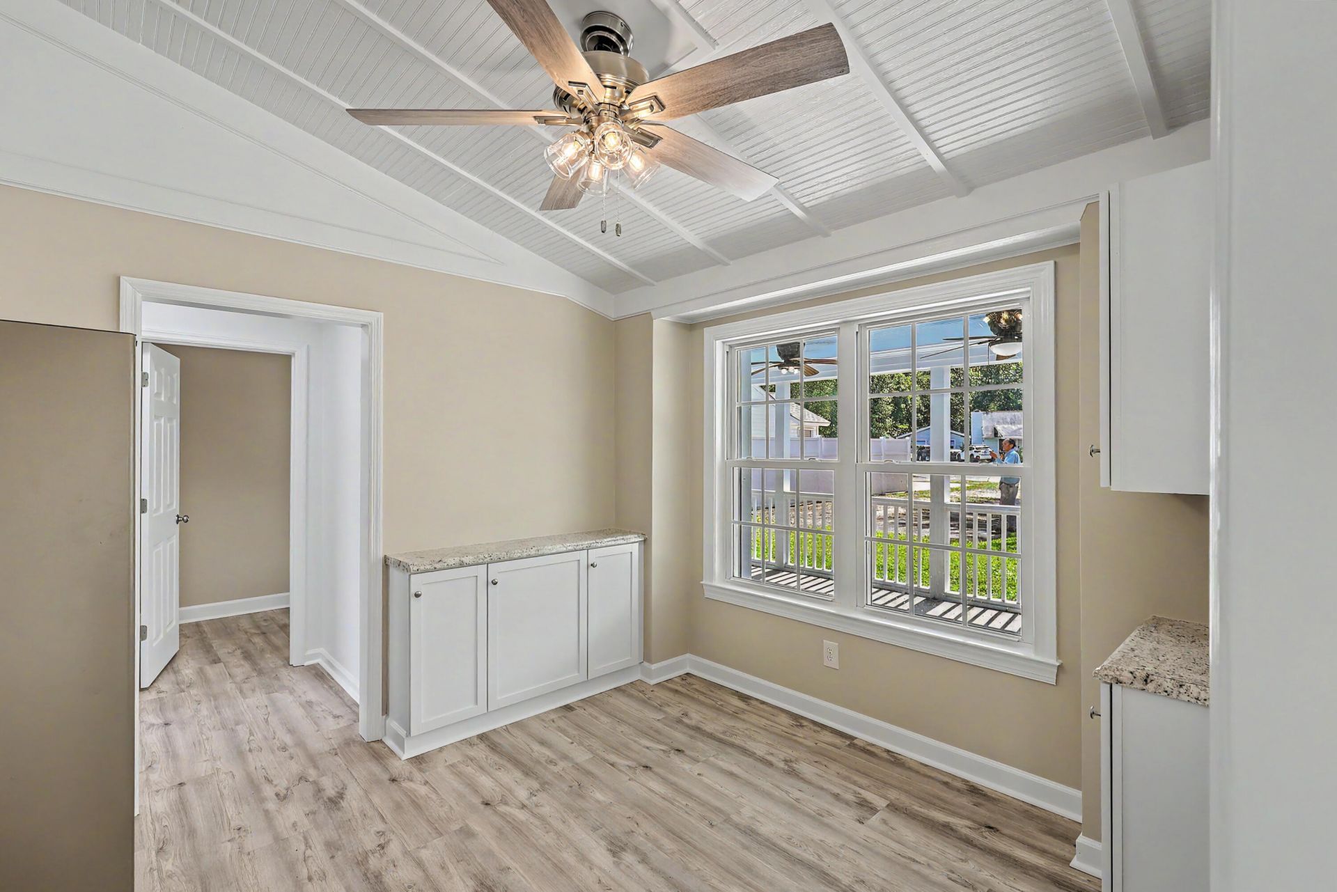 103 Tweed Court Photo 13