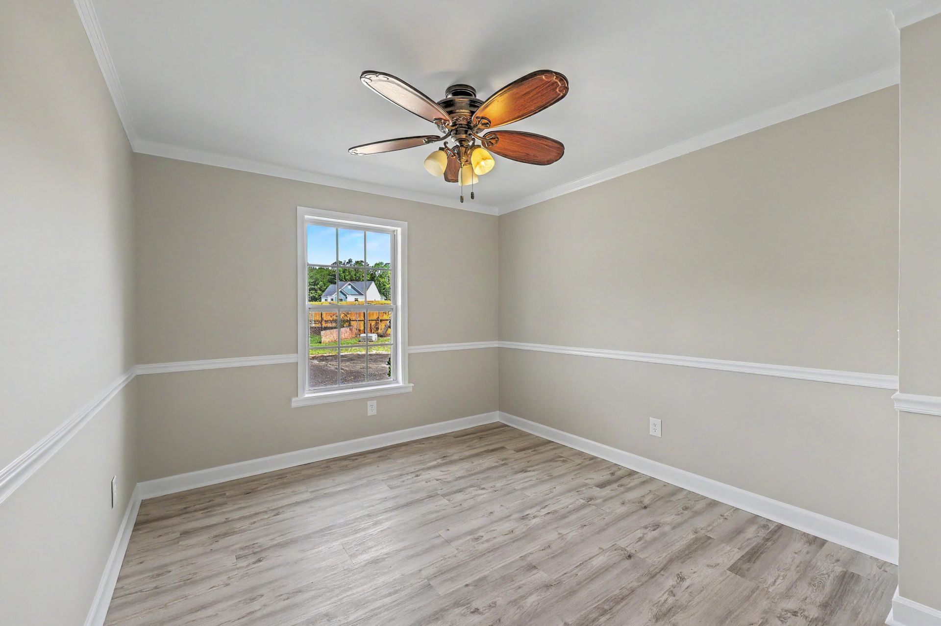 103 Tweed Court Photo 21