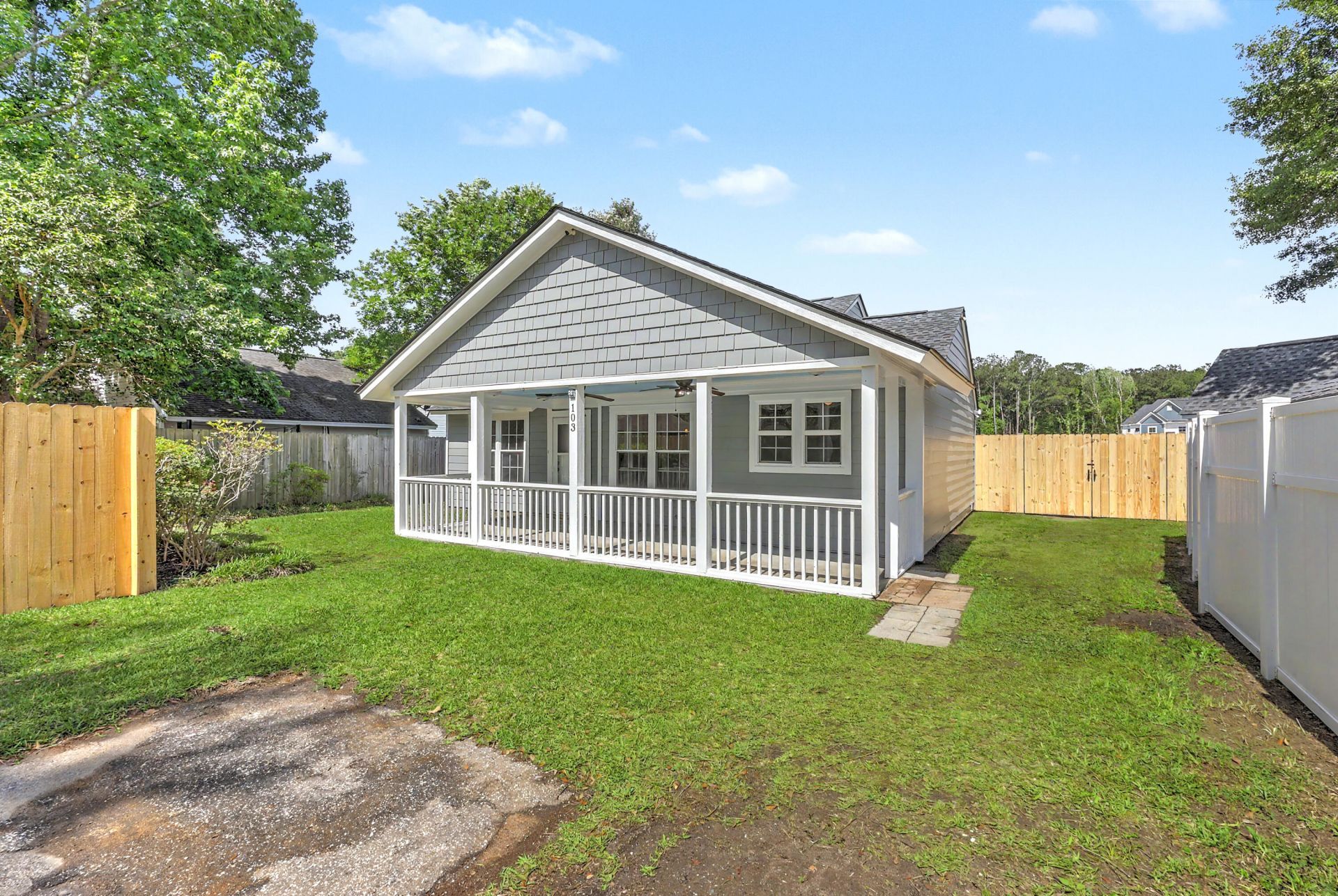 103 Tweed Court Photo 31
