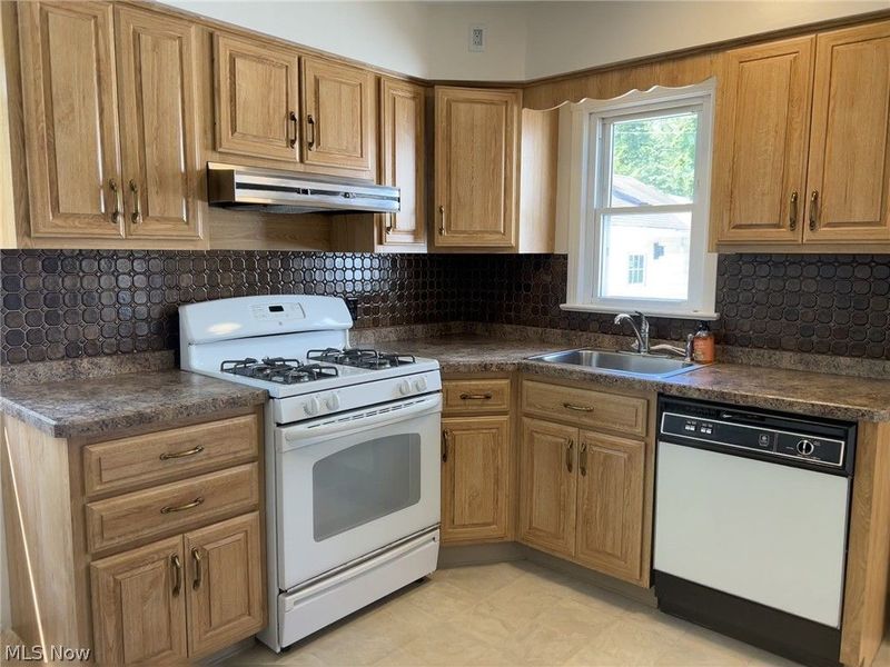 4311 Longwood Avenue, Parma, OH 44134 Photo 8