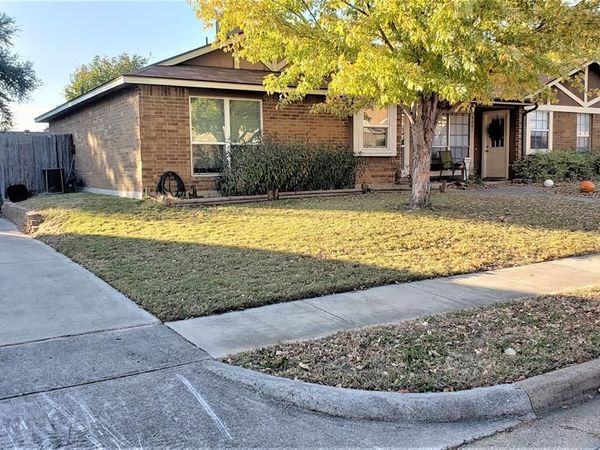 2925 Timothy Lane, Euless, TX 76039