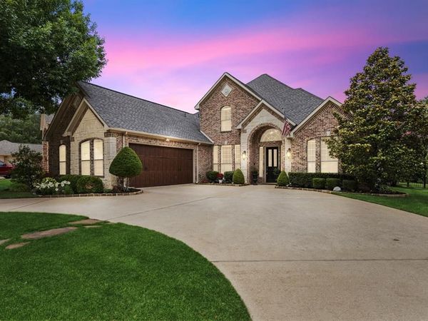 8517 Navigation Drive, Rowlett, TX 75088