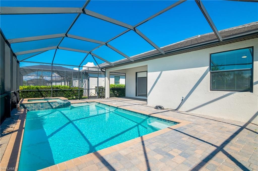 19952 Beverly Park Rd, Estero, FL 33928 Photo
