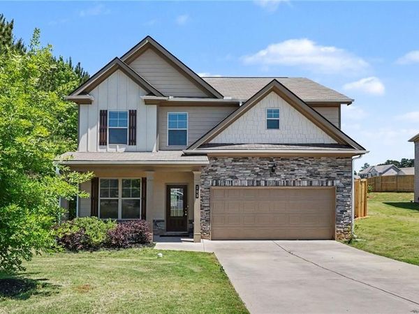 105 Mcentyre Court, Calhoun, GA 30701