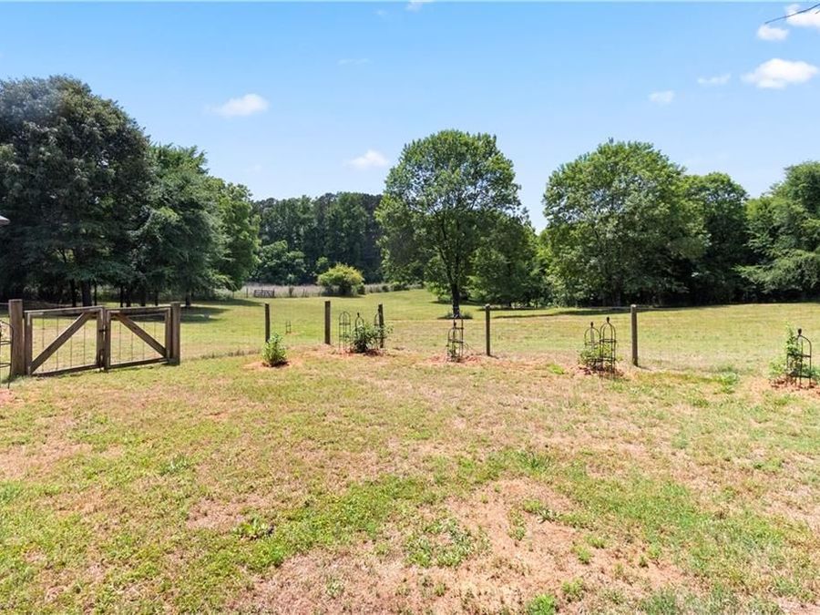 Property Image 60