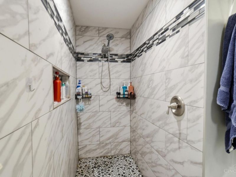 6130 Wilmer Road, Cincinnati, OH 45247 Photo 32
