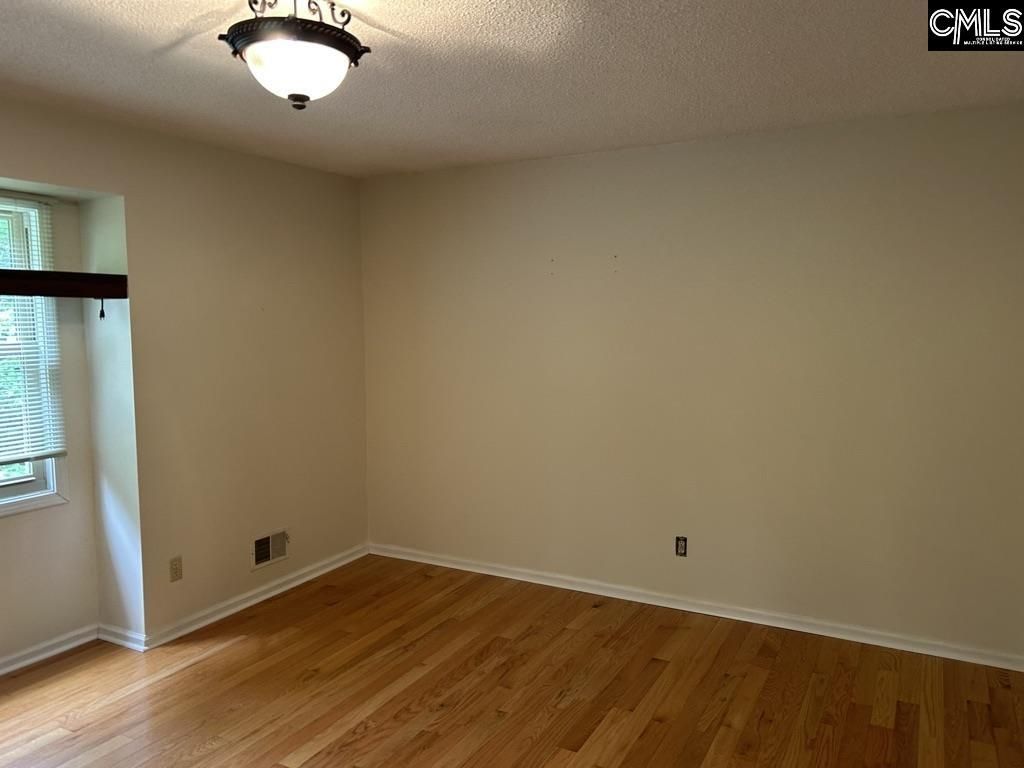 124 Saint George Trail  Photo 18