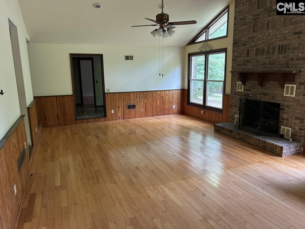 124 Saint George Trail  Photo 9
