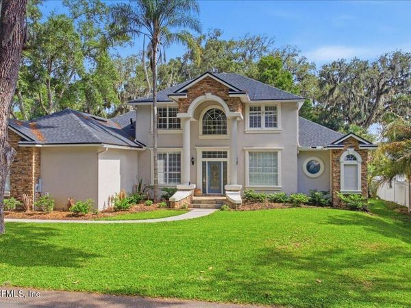 2762 SEAGATE Avenue, Jacksonville Beach, FL 32250