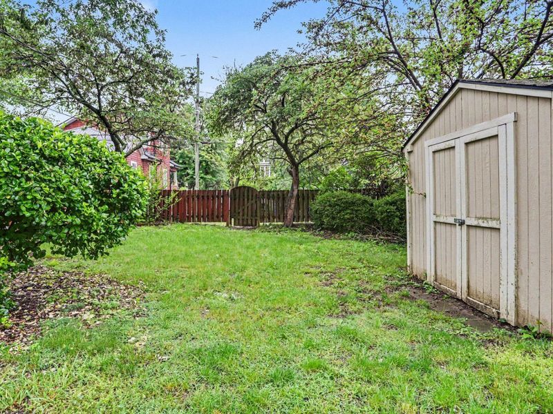207 E Blake Avenue, Columbus, OH 43202 Photo 33