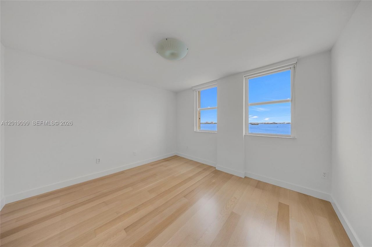 1625 Kennedy Cswy , Unit 1004D, North Bay Village, FL 33141 Photo