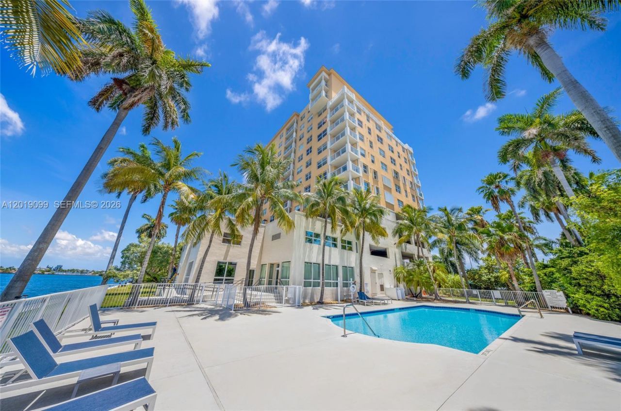 1625 Kennedy Cswy , Unit 1004D, North Bay Village, FL 33141 Photo