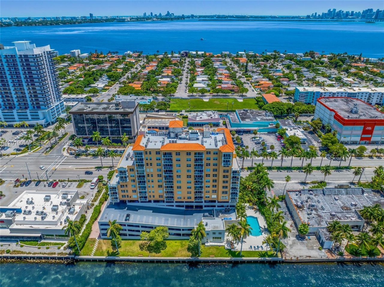 1625 Kennedy Cswy , Unit 1004D, North Bay Village, FL 33141 Photo
