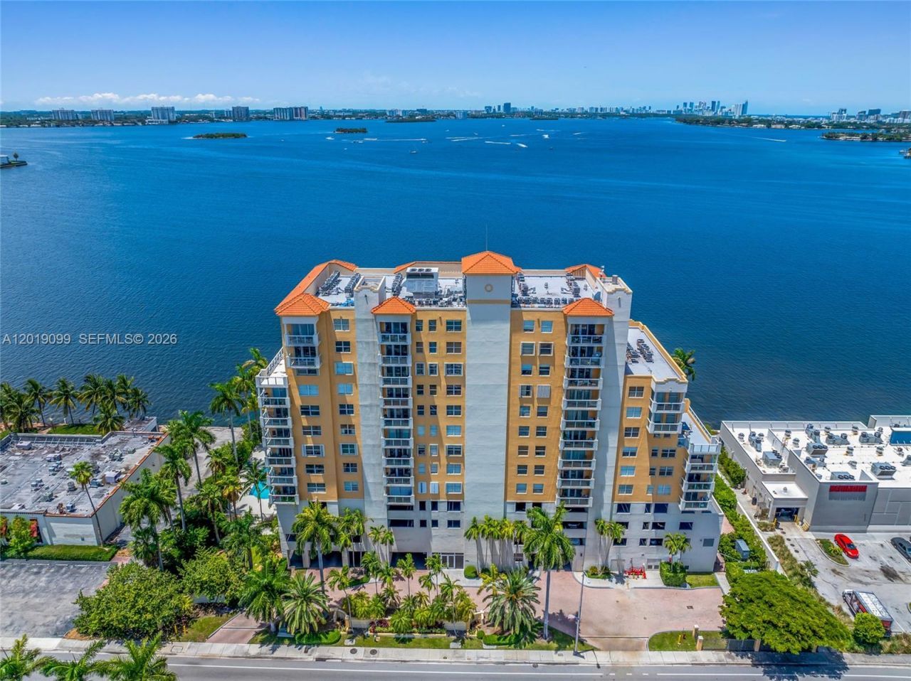 1625 Kennedy Cswy , Unit 1004D, North Bay Village, FL 33141 Photo
