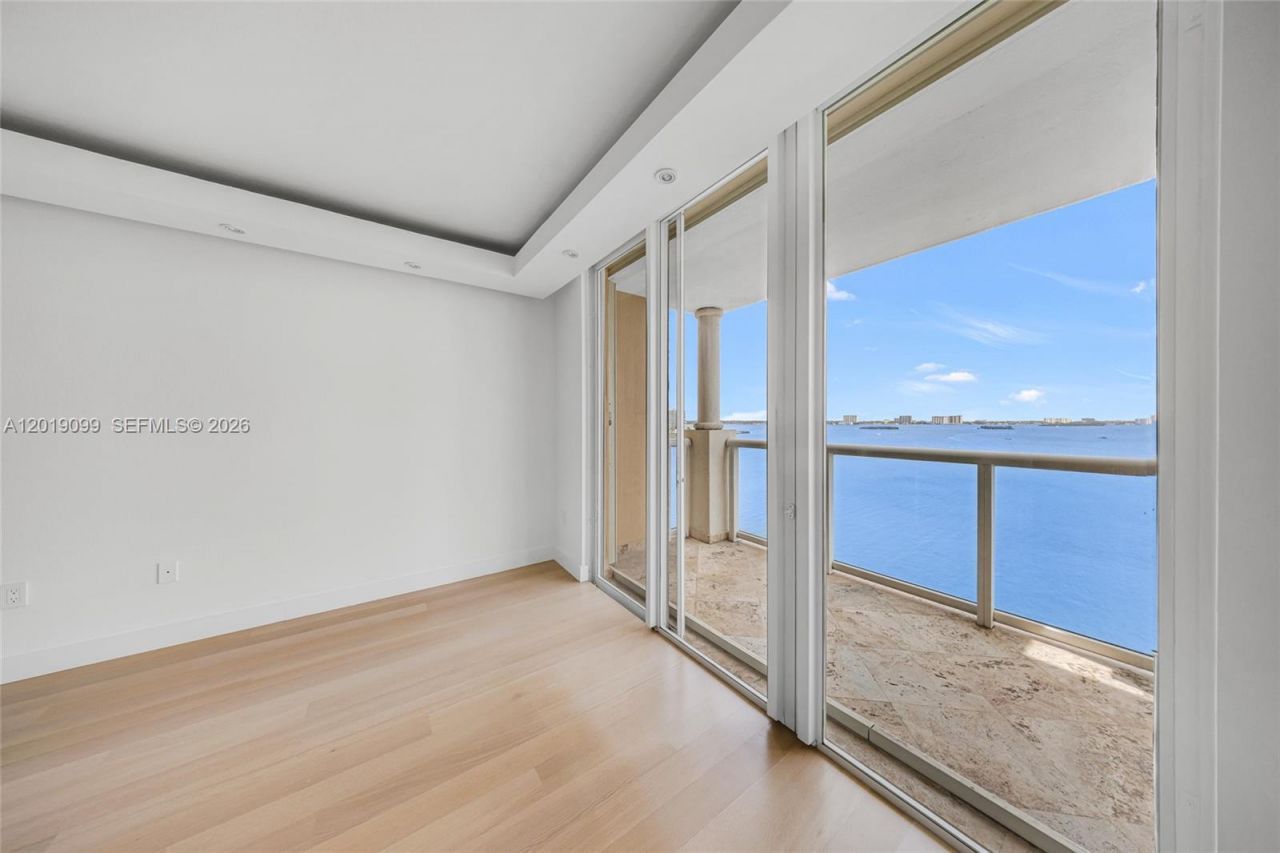 1625 Kennedy Cswy , Unit 1004D, North Bay Village, FL 33141 Photo