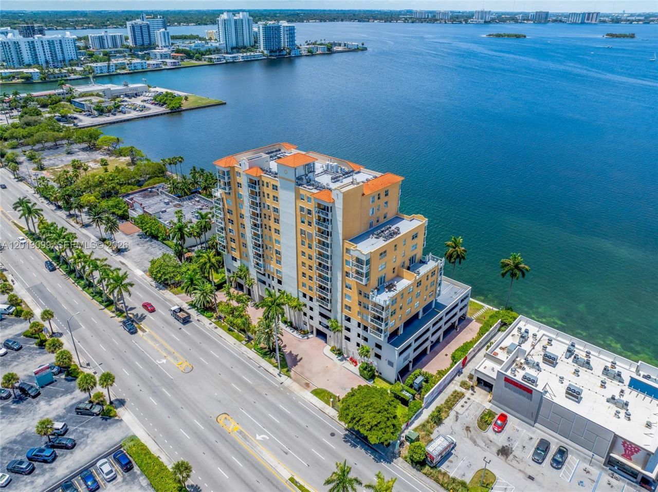 1625 Kennedy Cswy , Unit 1004D, North Bay Village, FL 33141 Photo
