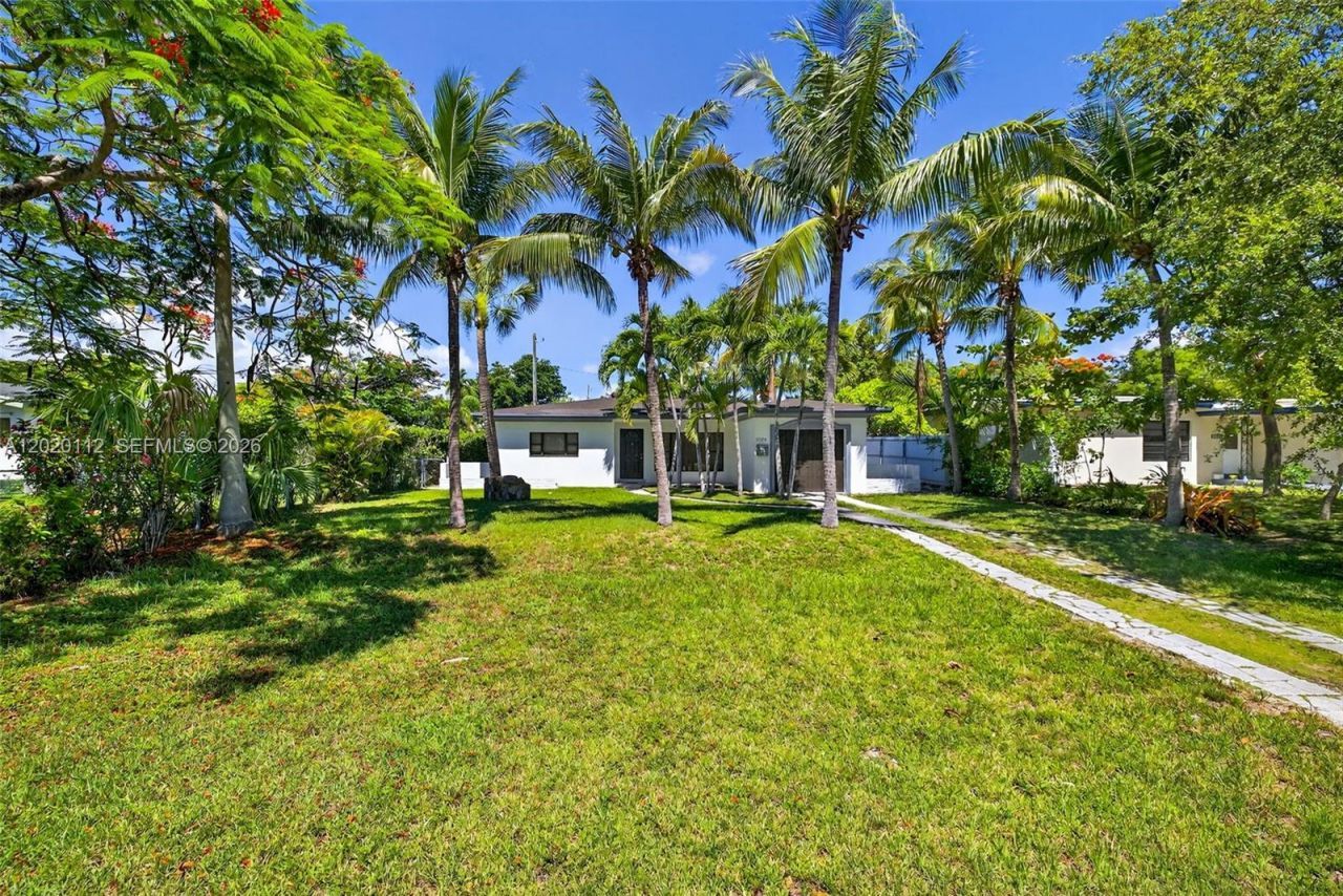 17150 NE 18th Ave , Unit 17150, North Miami Beach, FL 33162 Photo
