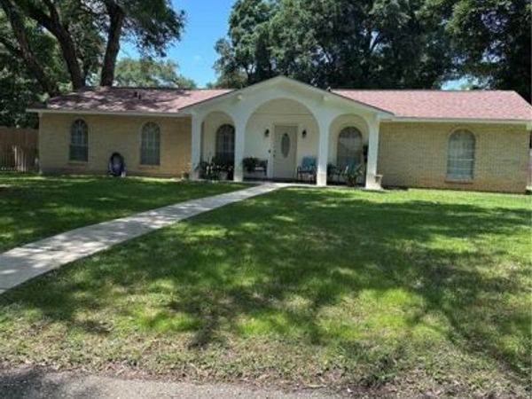 329 Strange Avenue , Saraland, AL 36571