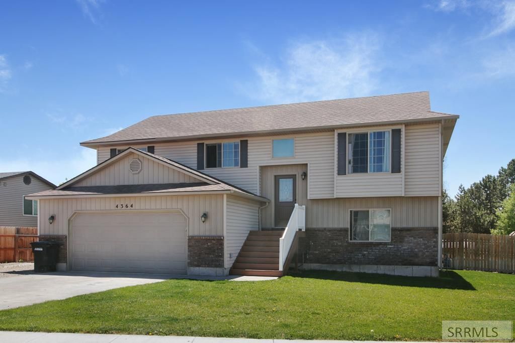 4364 High Desert Drive, Ammon, ID 83406 Main Photo