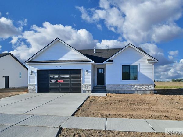 1051 Montezuma St, IDAHO FALLS, ID 83402