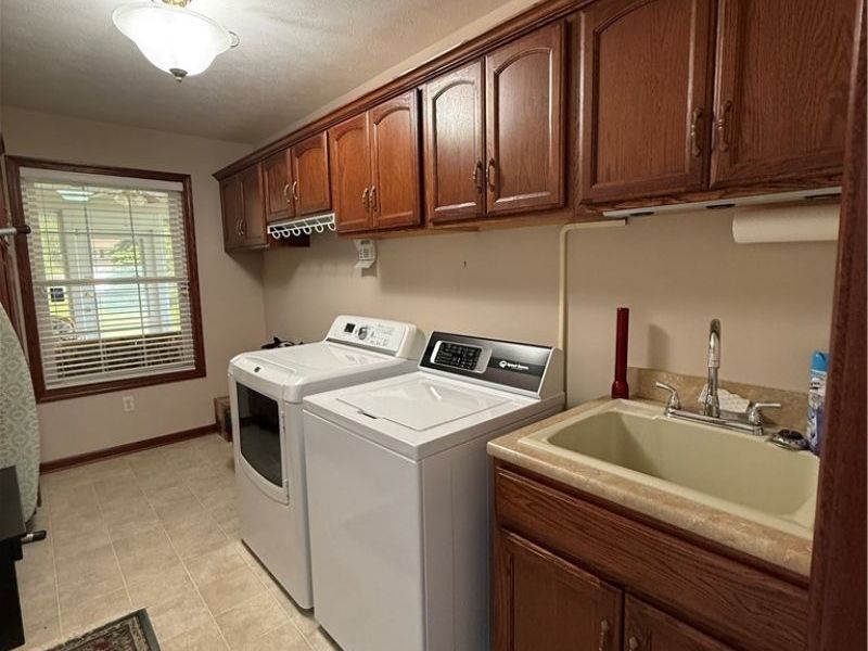 1030 Fairfield Drive, Wooster, OH 44691 Photo 10