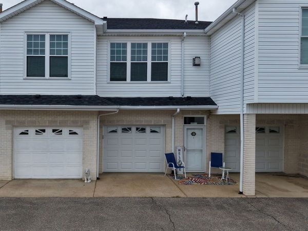 227 ADAMS POINTE Boulevard, Unit 3, Mars, PA 16046