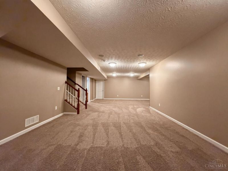 7533 Cherokee Lane, Liberty Township, OH 45044 Photo 28