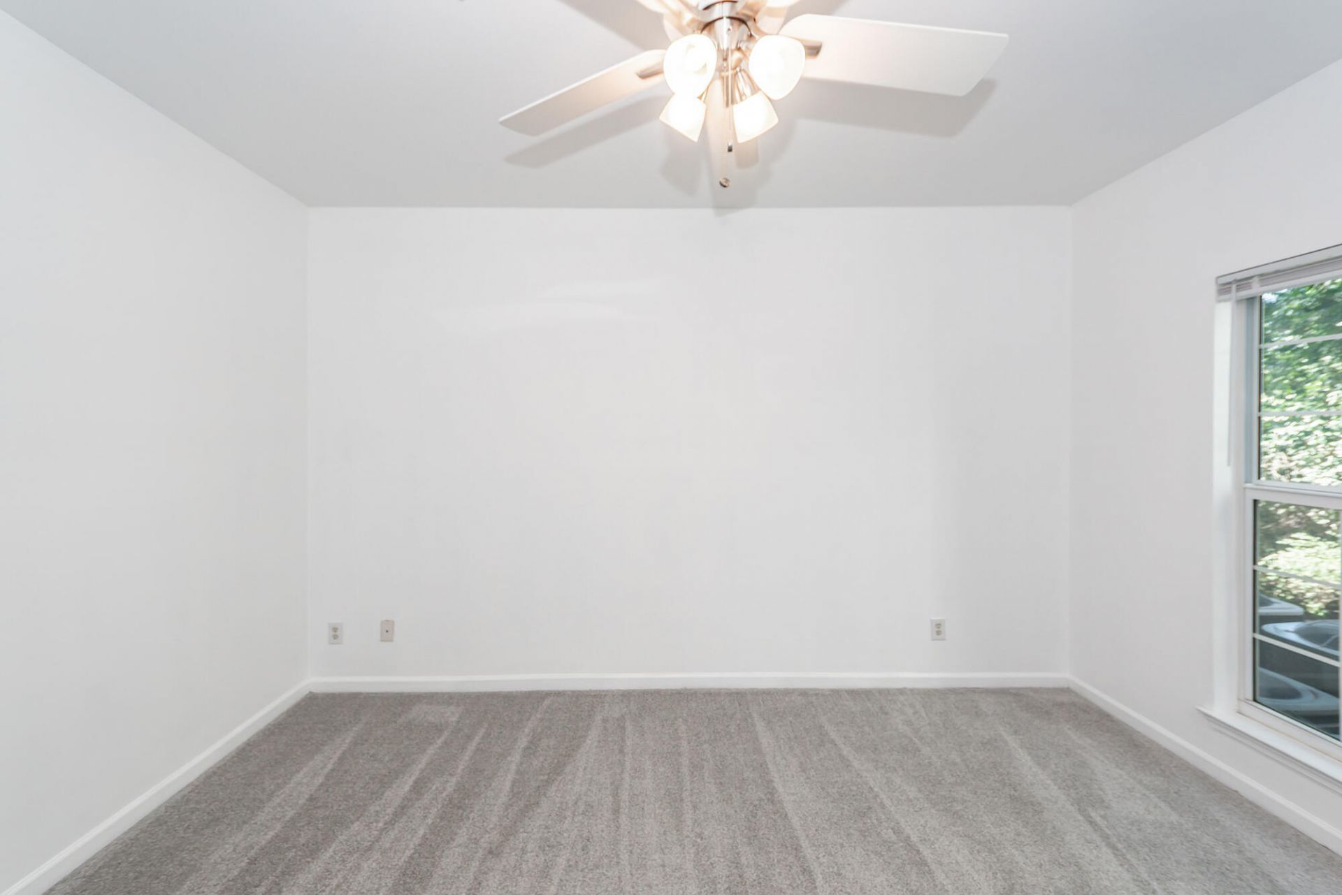 700 Daniel Ellis Drive Photo 12