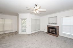 700 Daniel Ellis Drive photo 4